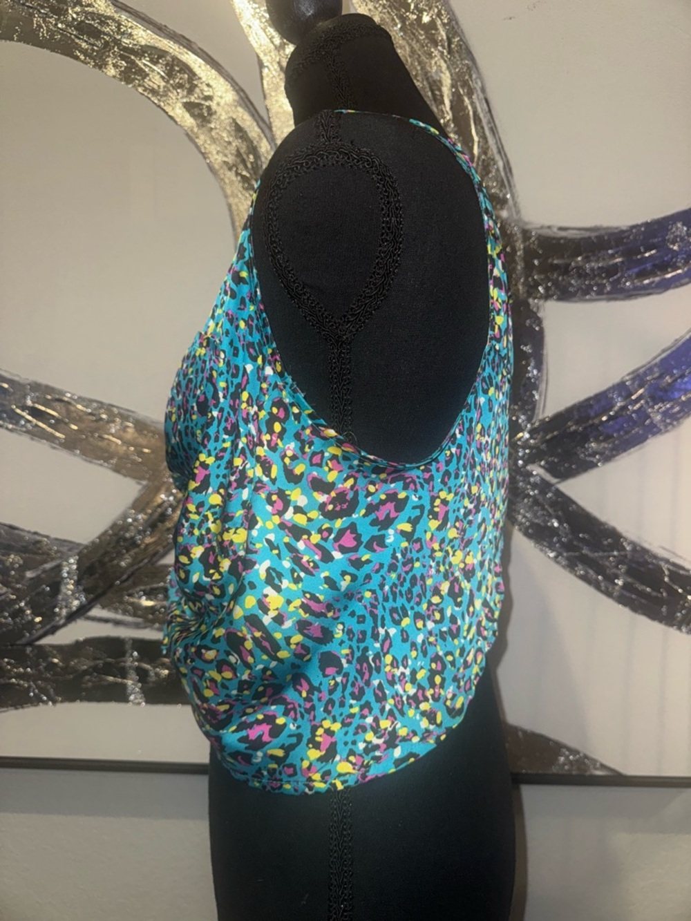 Vibrant Satin Teal Leopard Print Tie-Front Women's Cropped Tank Top - Picture 2 of 6